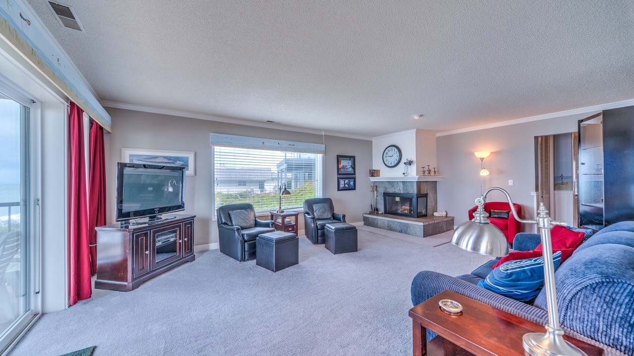 Photo of Livingroom in Lincoln Beach