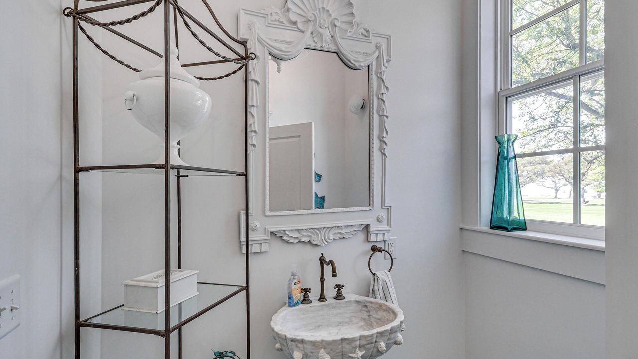 Photo of Bathroom in Pass Christian