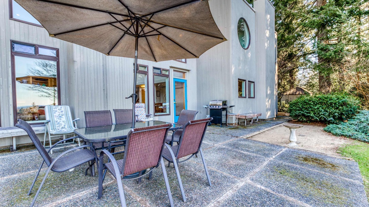 Photo of Outdoor in Coos Bay