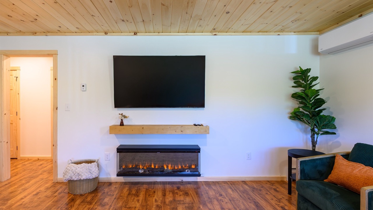 Photo of Livingroom in Jay