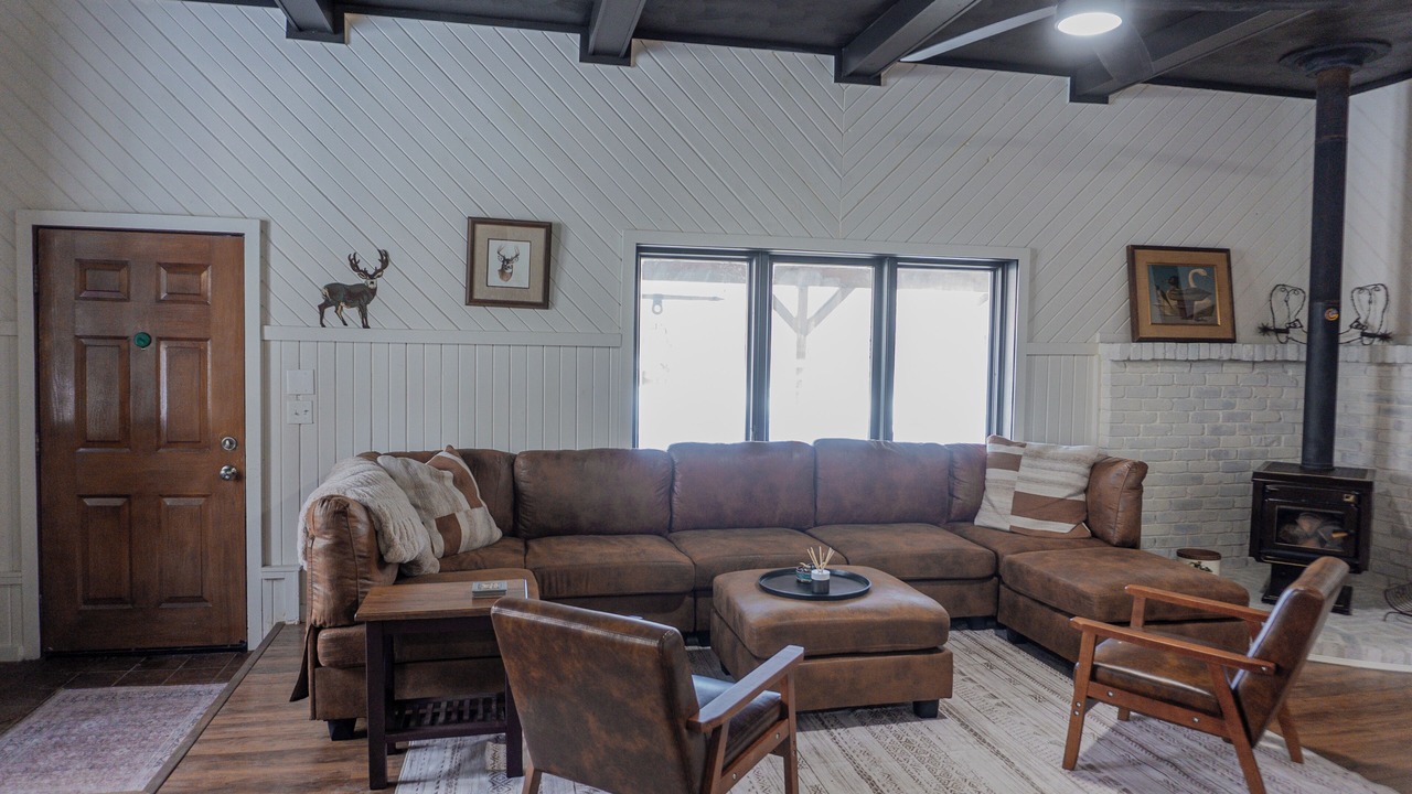 Photo of Livingroom in Shaftsburg