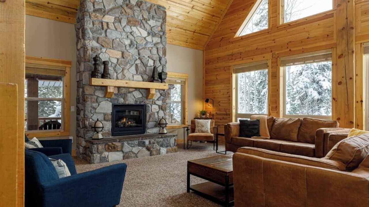 Photo of Livingroom in Meadow View Heights