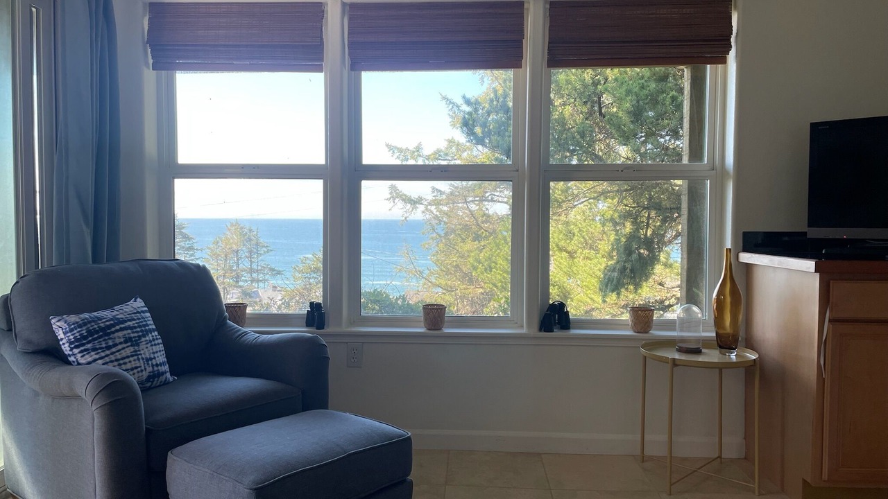 Photo of Livingroom in Oceanside