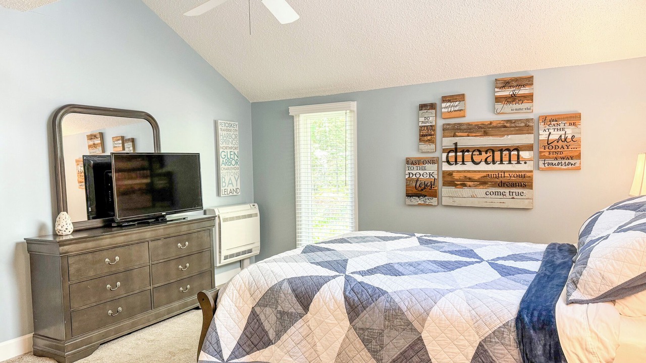 Photo of Bedroom in Harbor Springs