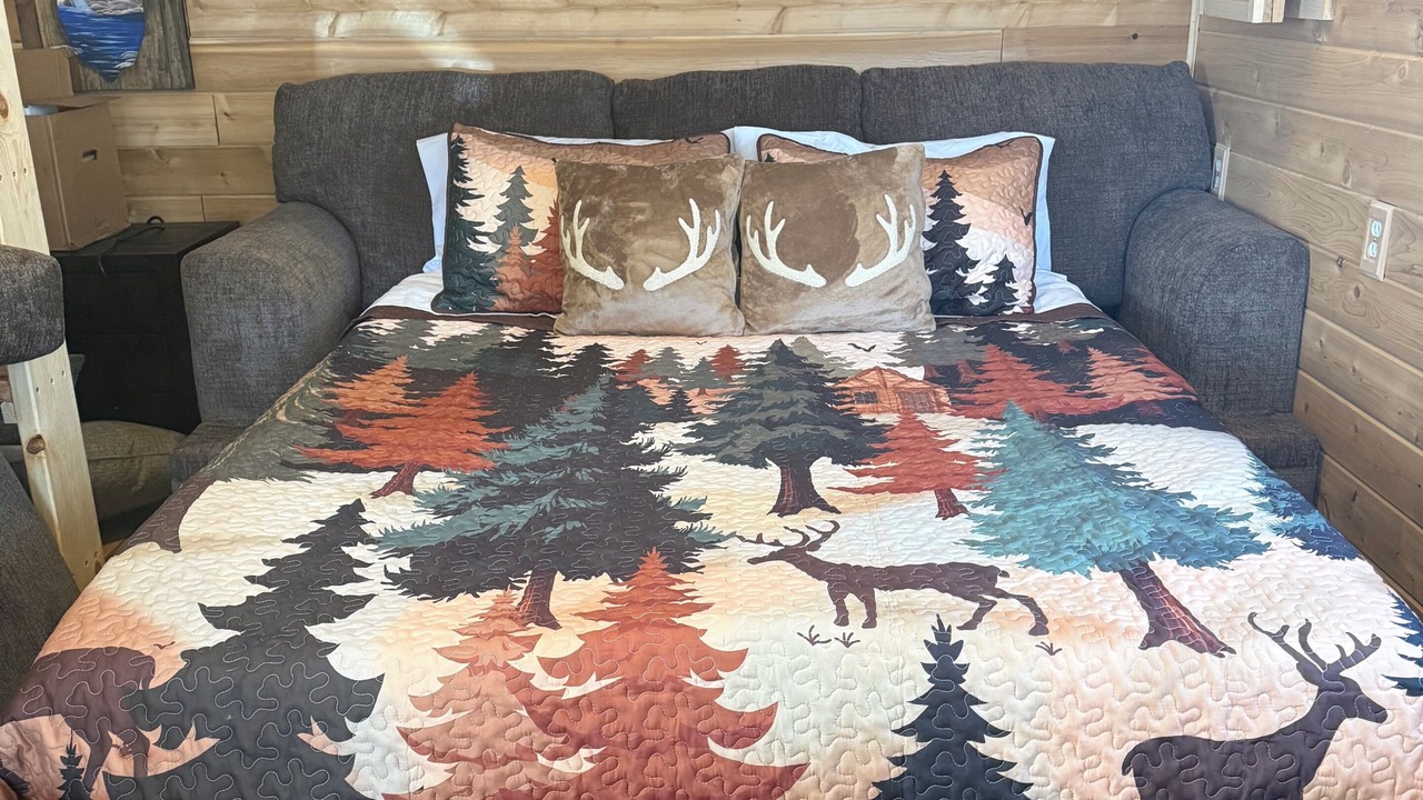 Photo of Bedroom in Escanaba