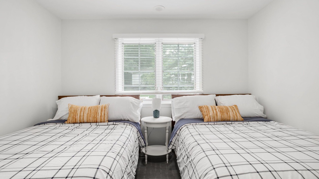 Photo of Bedroom in Wooded Estates