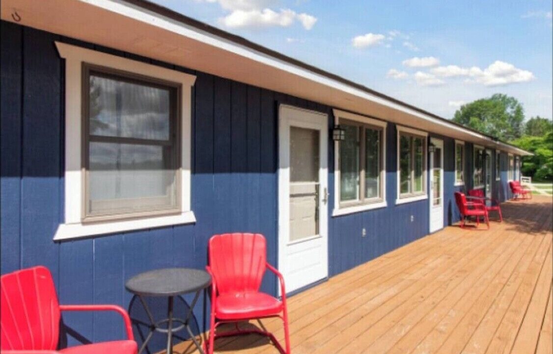 Photo of Patio Balcony in Long Lake