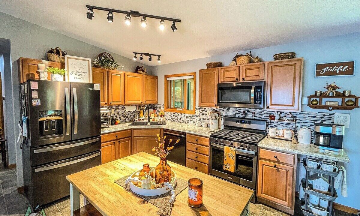 Photo of Kitchen in Butternut