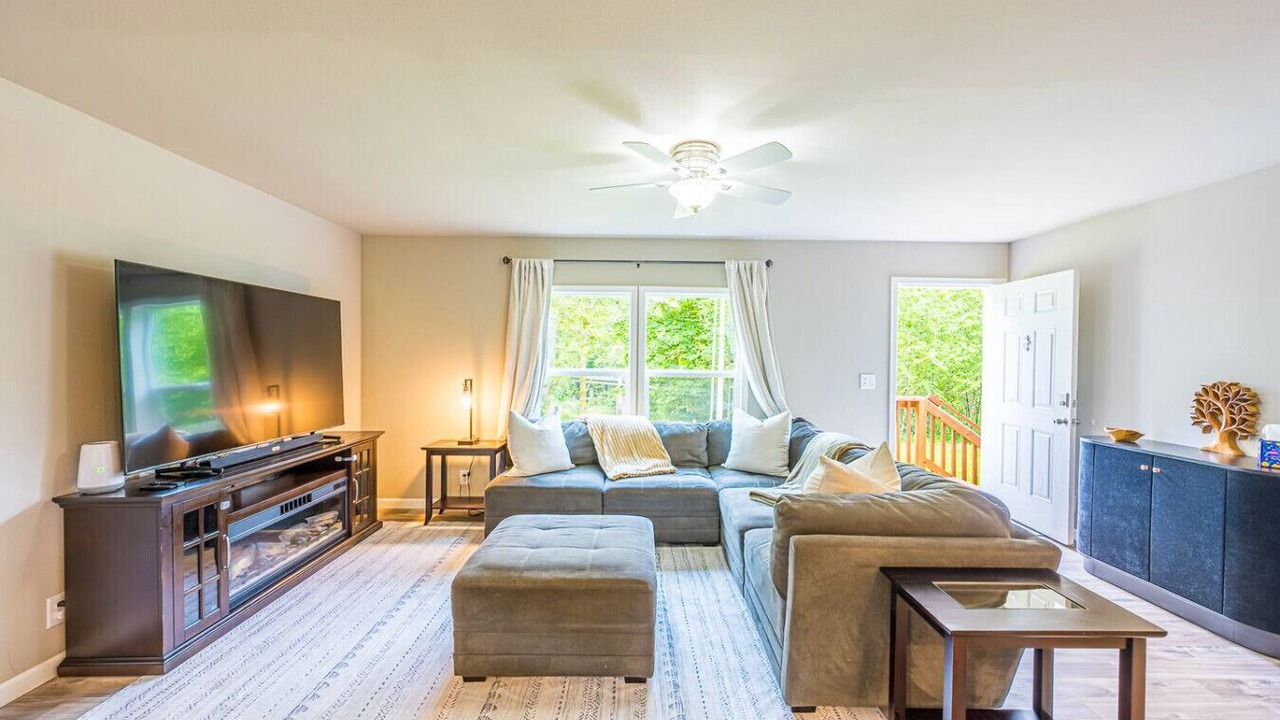 Photo of Livingroom in Beaver