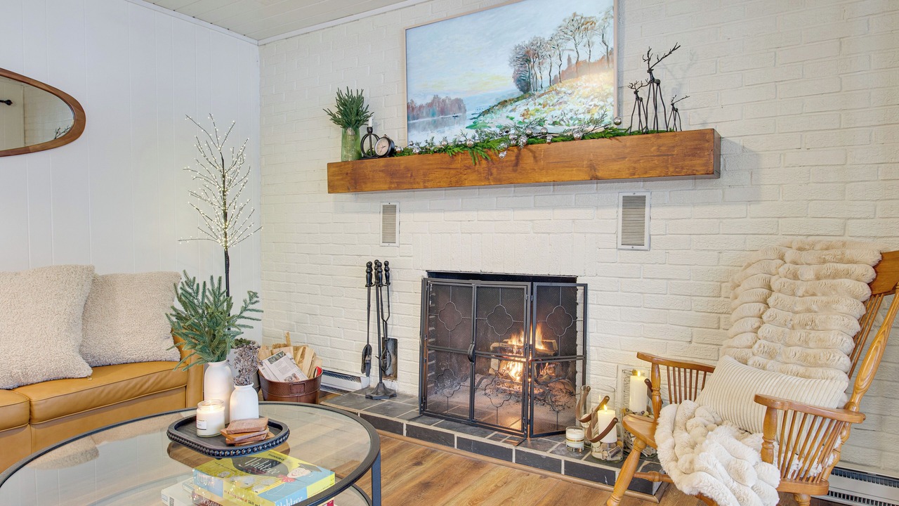 Photo of Livingroom in Pullman