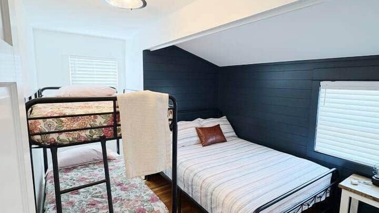 Photo of Bedroom in Beachwood-Bluffton