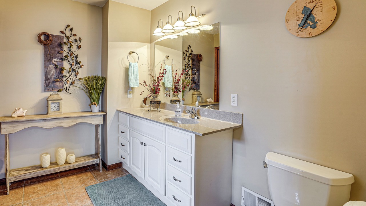 Photo of Bathroom in Coldwater