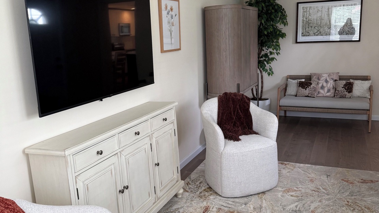 Photo of Livingroom in Mastic Beach