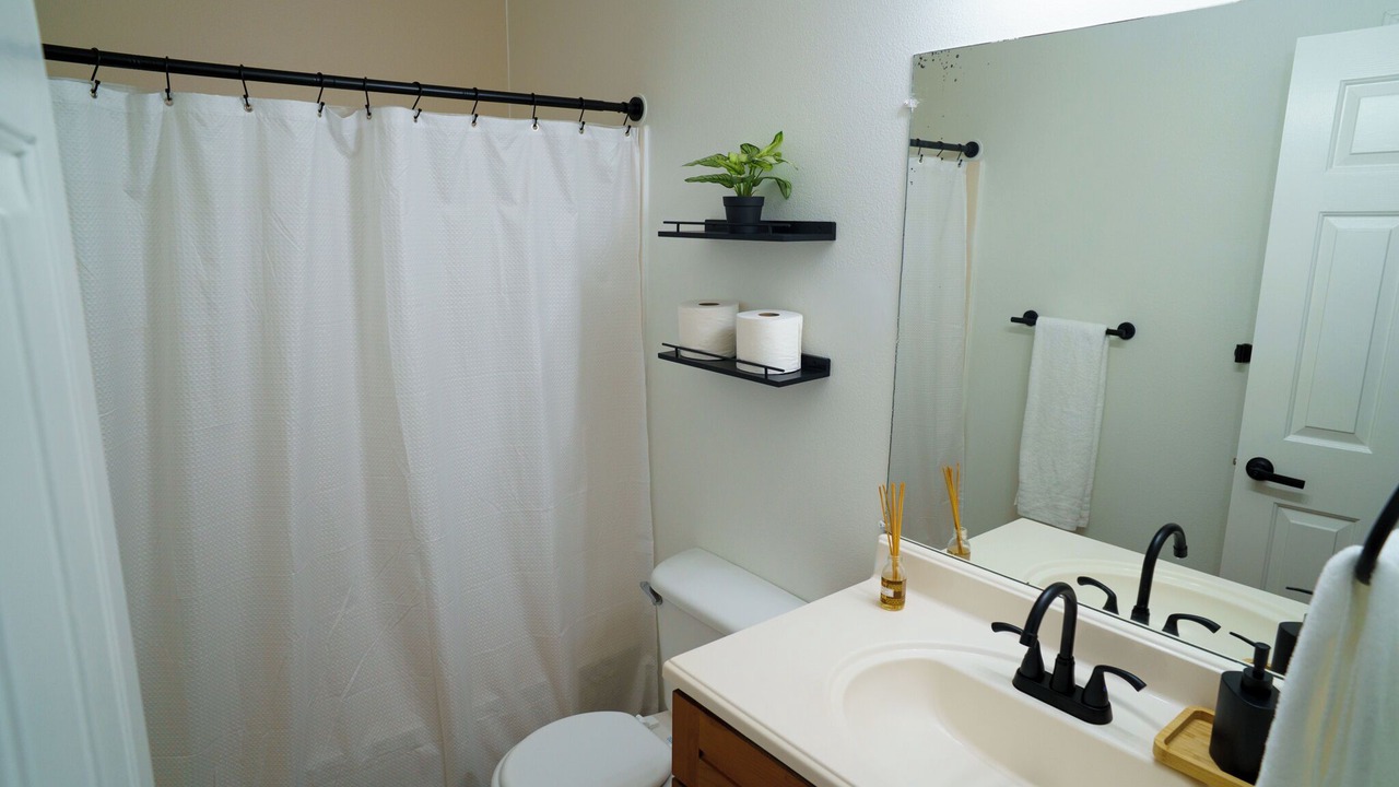 Photo of Bathroom in Bull Mountain