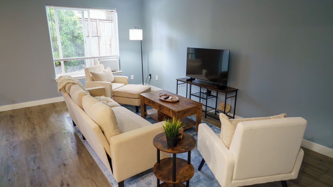 Photo of Livingroom in Bull Mountain