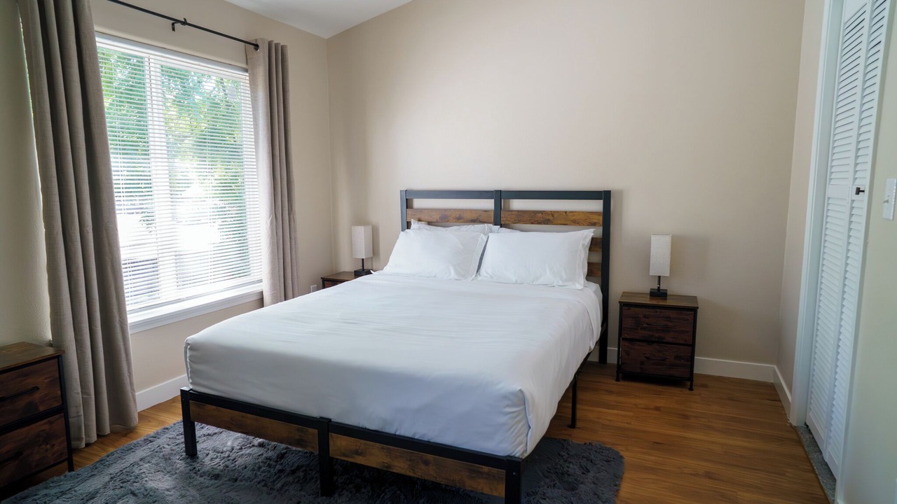 Photo of Bedroom in Bull Mountain