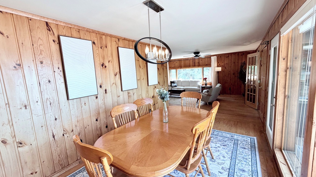 Photo of Bedroom in Gordon