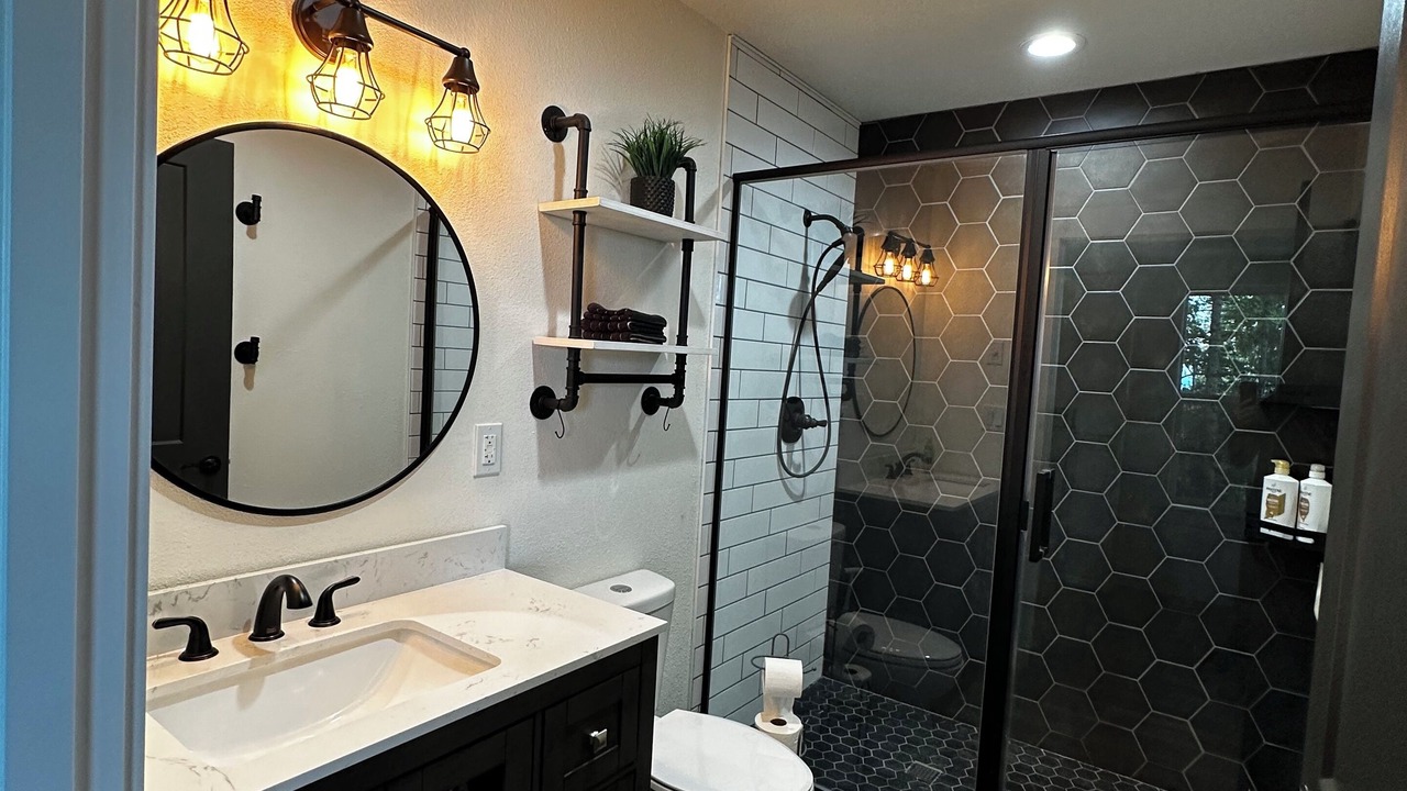 Photo of Bathroom in Kelso