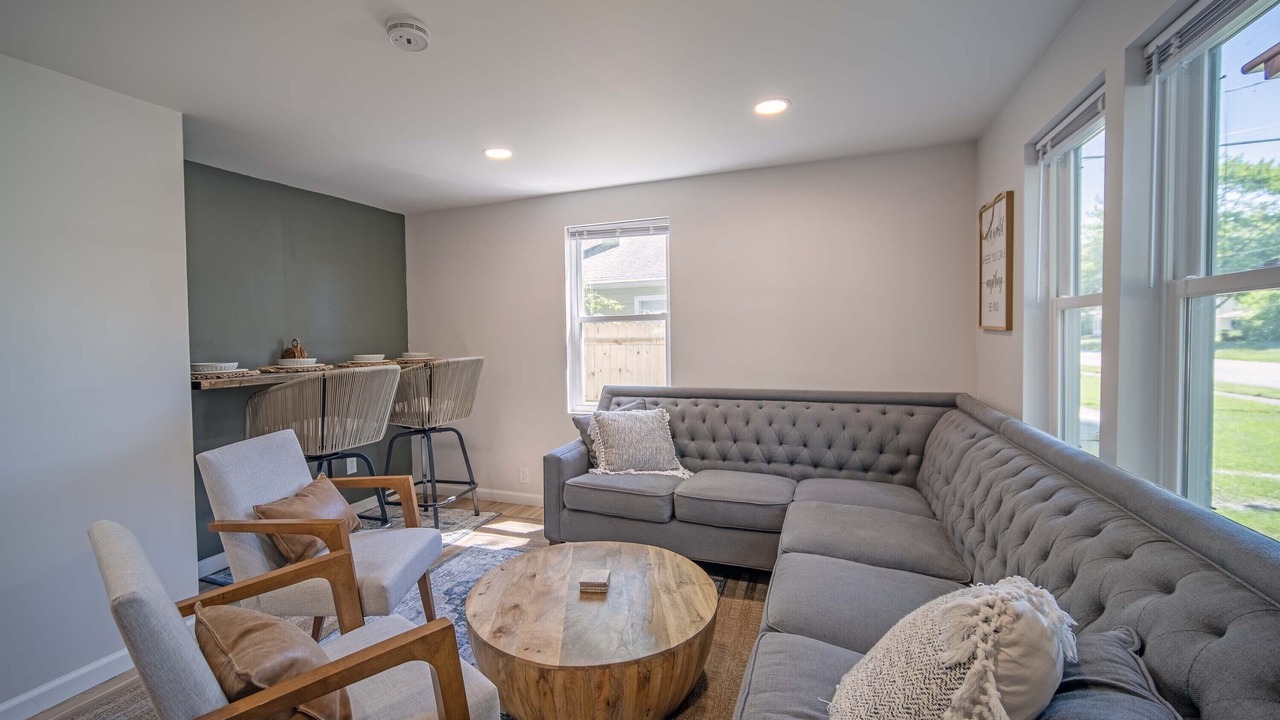 Photo of Livingroom in Michigan City