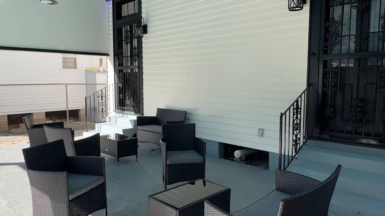 Photo of Patio Balcony in South 7th Ward