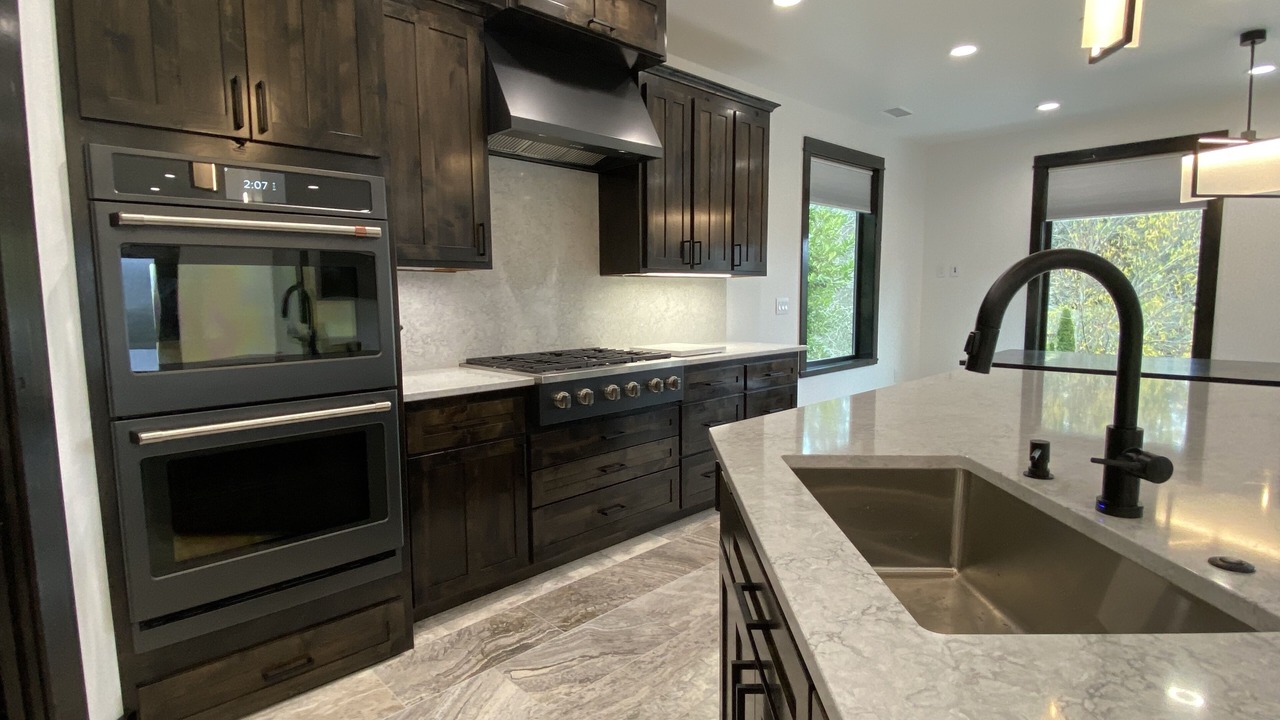 Photo of Kitchen in Coos Bay