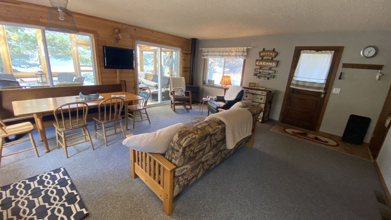 Photo of Livingroom in Spooner