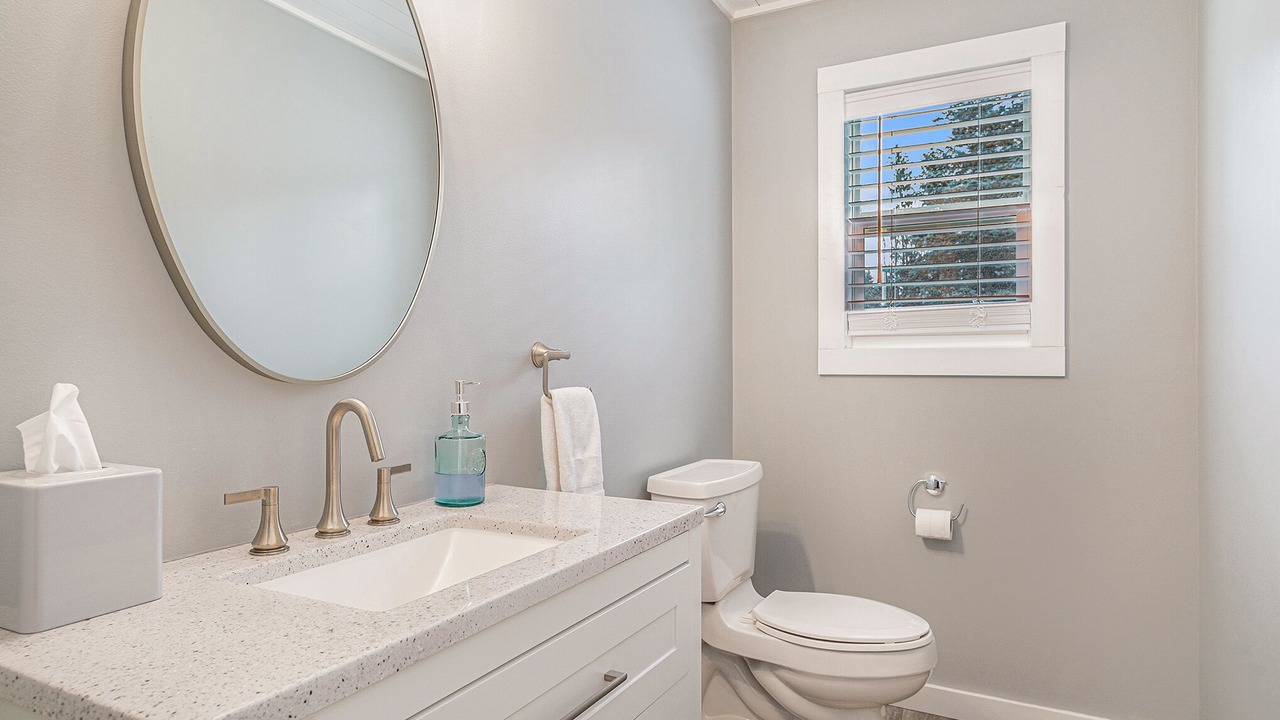 Photo of Bathroom in Alden