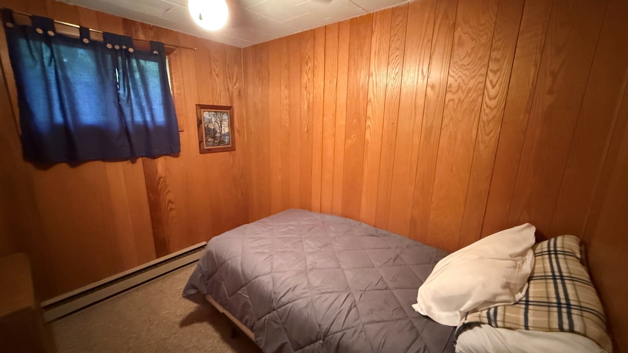 Photo of Bedroom in Gleason