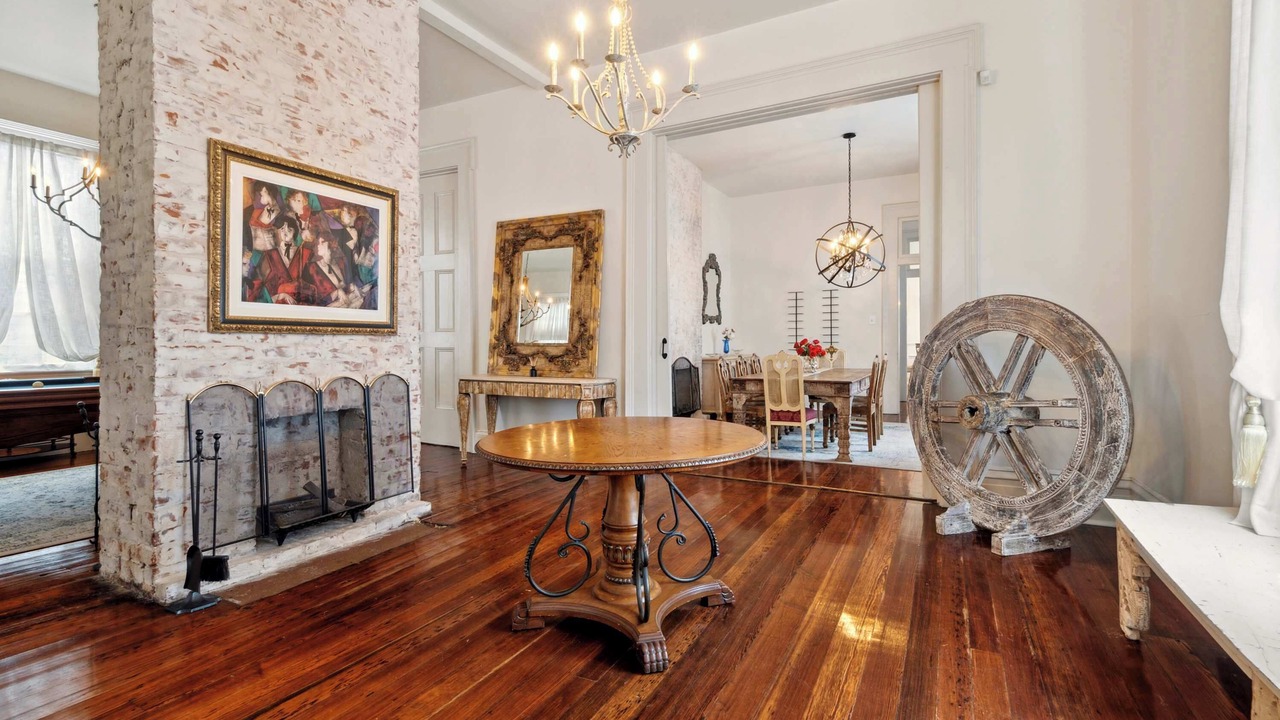 Photo of Bedroom in Lower Garden District