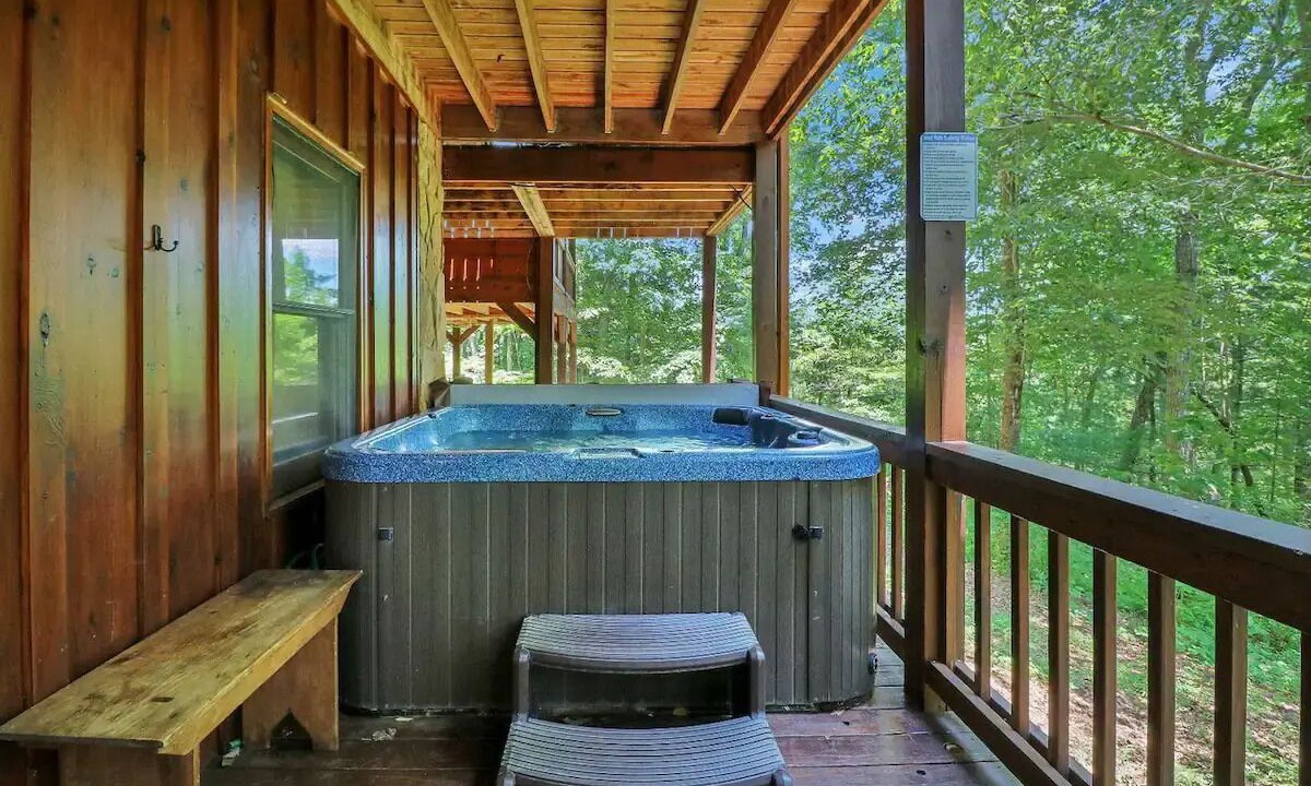 Photo of Outdoor in Foxfire Estates