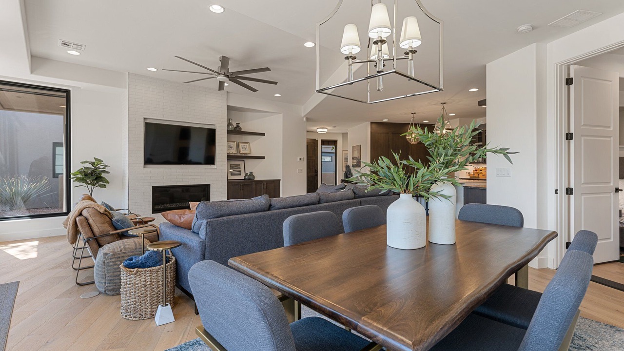 Photo of Livingroom in Ivins