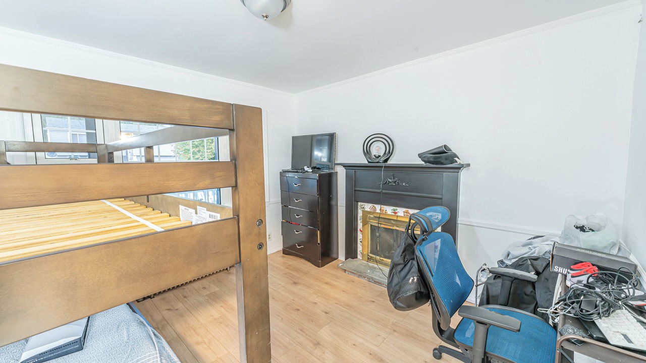 Photo of Bedroom in Dix Hills