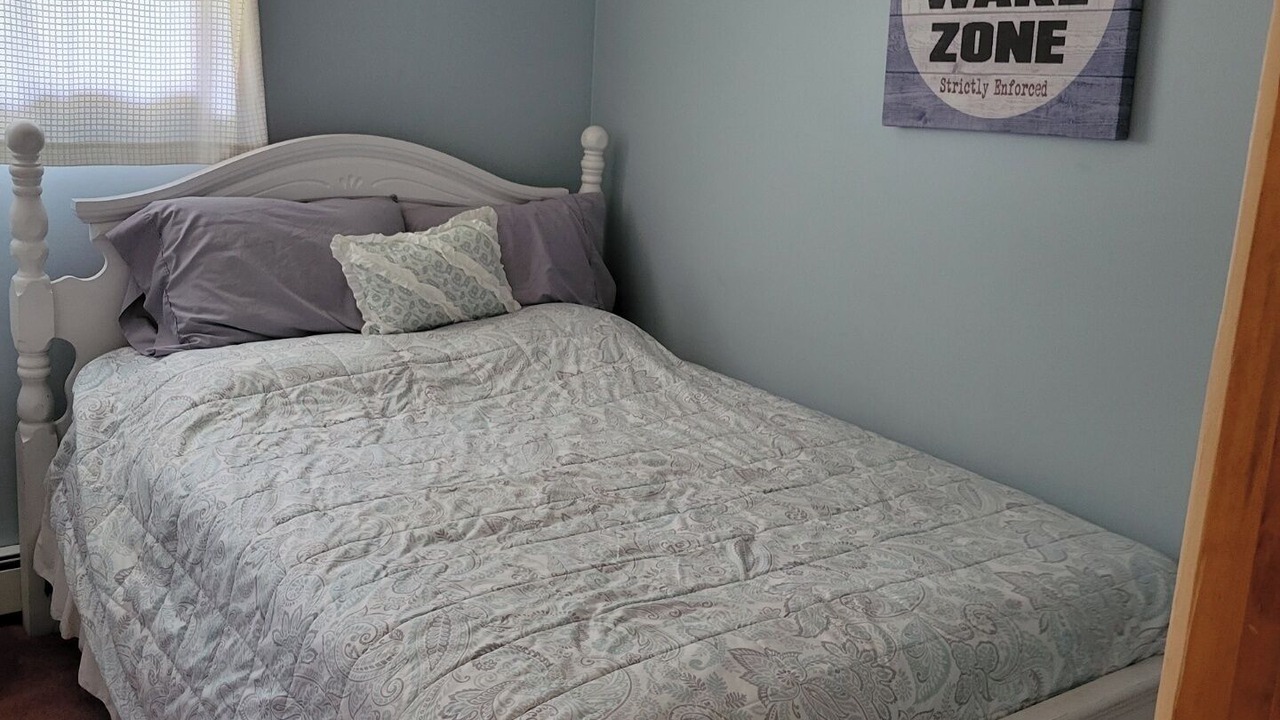 Photo of Bedroom in Hillman