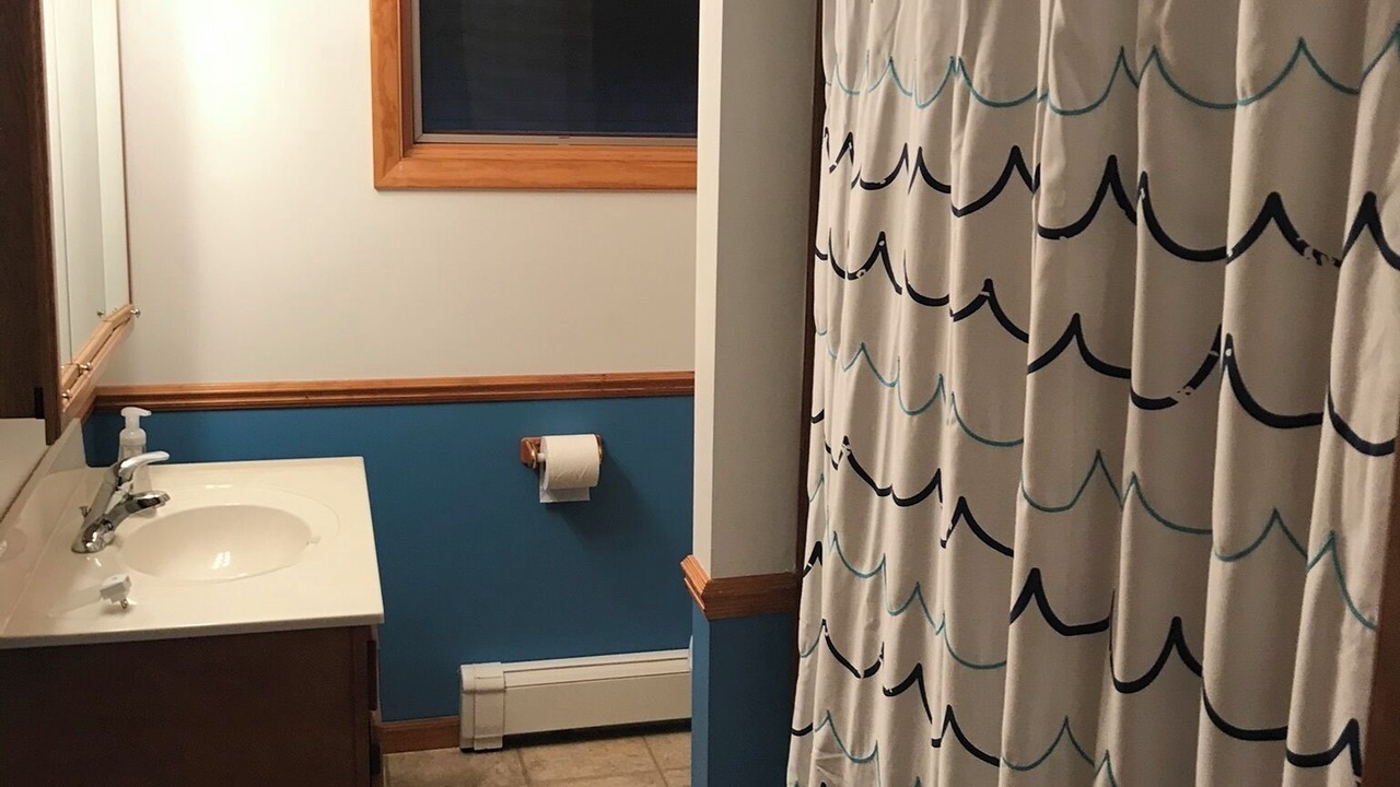 Photo of Bathroom in Hillman