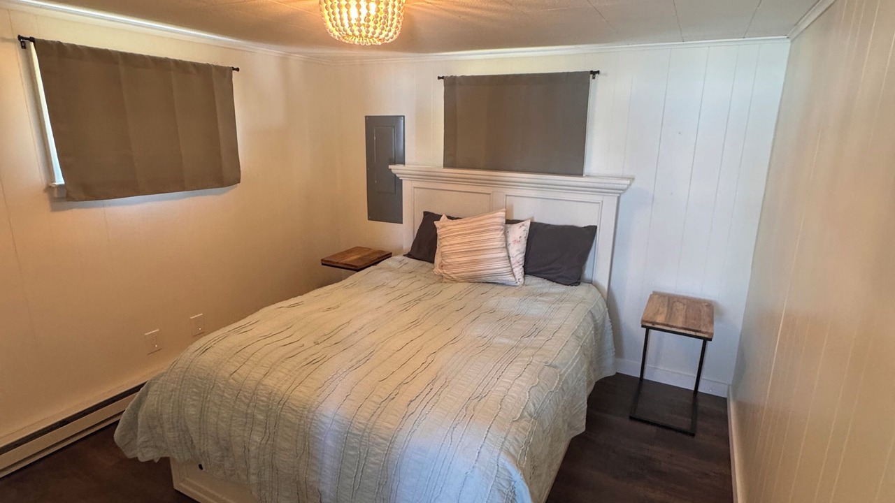 Photo of Bedroom in Kewadin
