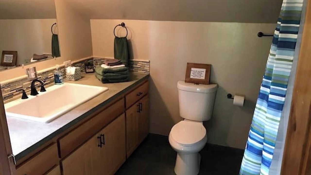 Photo of Bathroom in Parkdale