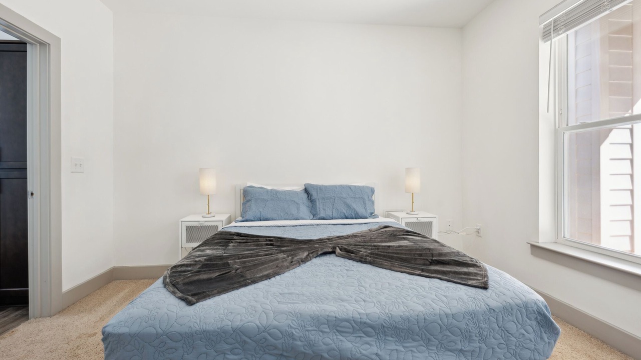 Photo of Bedroom in Farragut
