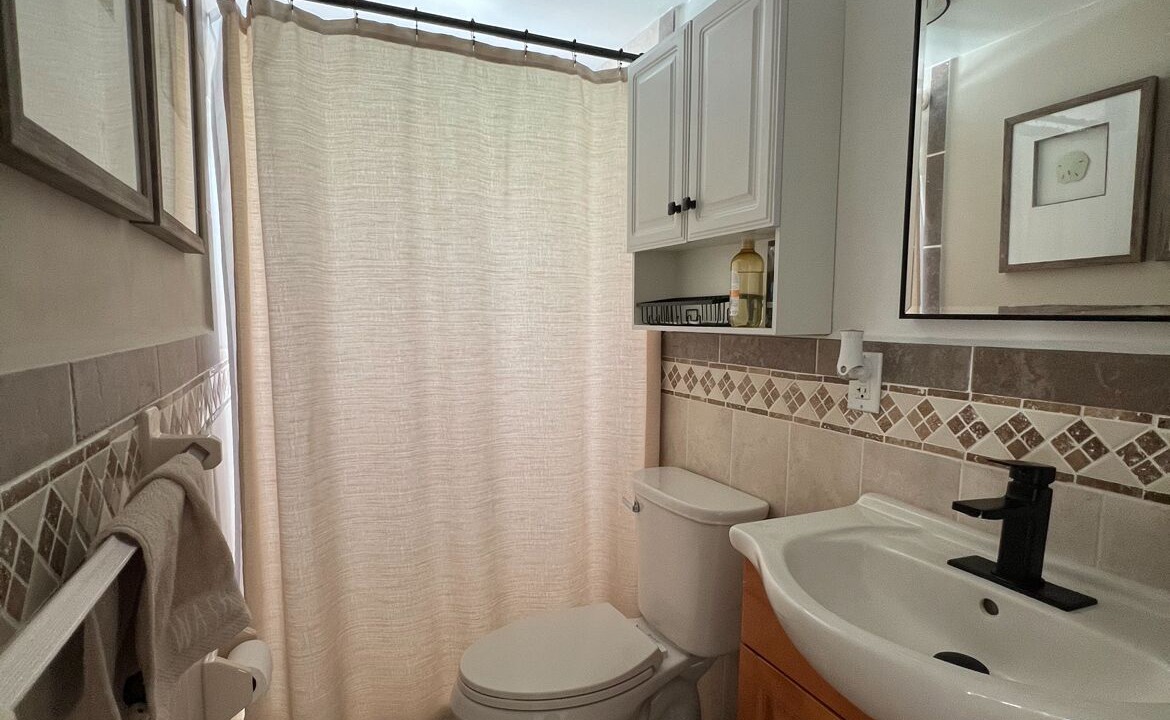 Photo of Bathroom in Cross Key Waterways