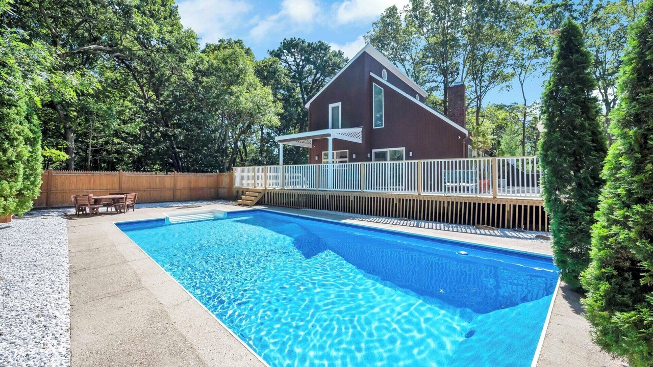 Photo of Outdoor in Hampton Bays