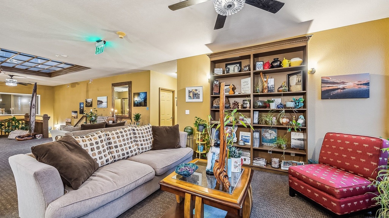 Photo of Bedroom in Cathlamet