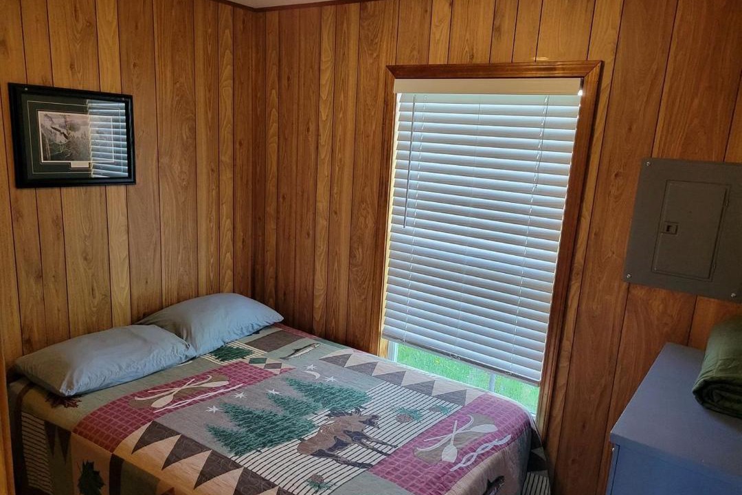 Photo of Bedroom in Houghton Lake