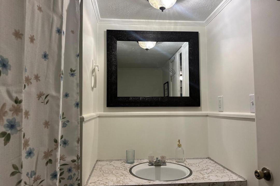 Photo of Bathroom in Brookhaven