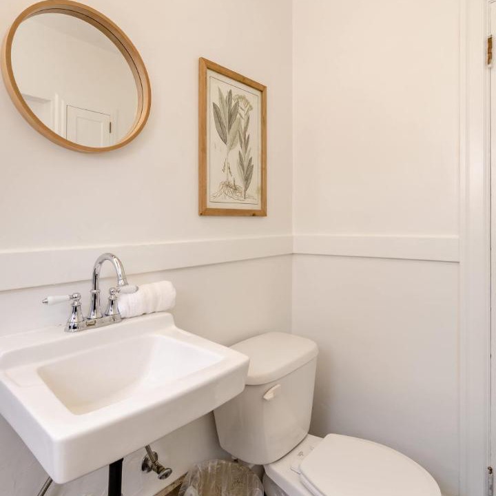 Photo of Bathroom in Hosford-Abernethy