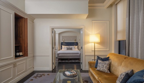 Suite (Polaris)