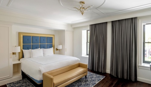 Deluxe Room, 1 King Bed