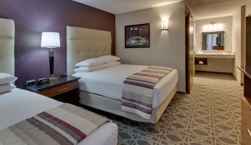 Suite, 2 Queen Beds, Accessible (Sofa Sleeper, Tub, 2 Rooms)