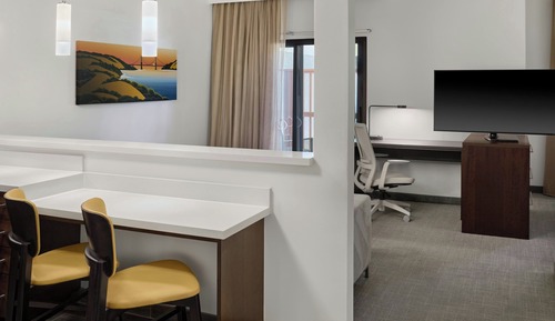 Studio, 1 Queen Bed with Sofa bed
