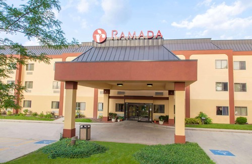 Bolingbrook Hotel | Ramada by Wyndham Bolingbrook