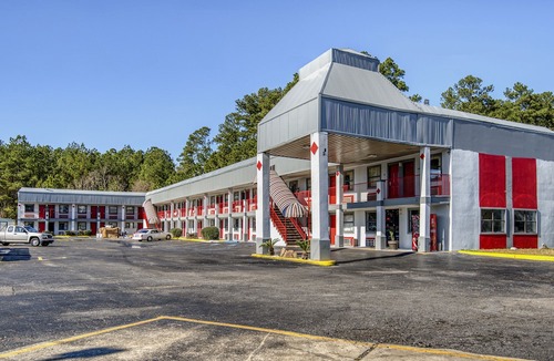Pineville Hotel | OYO Hotel Pineville La Hwy 165