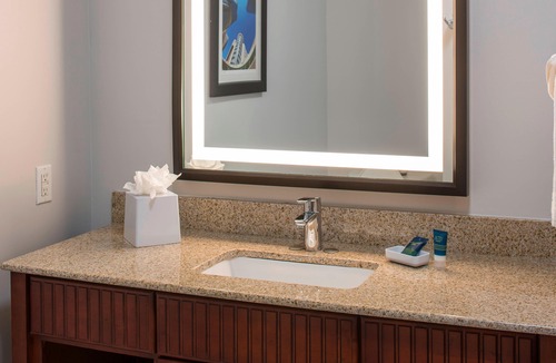 Southeast Houston Hotel | Four Points by Sheraton Houston Hobby Airport